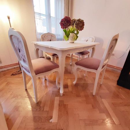 Central Loft Apartment Braşov Exteriör bild